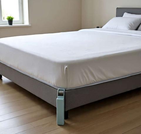 Lock Bed Sheet Holder